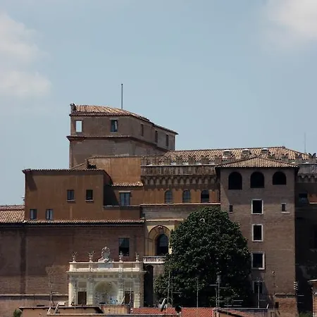 Suite Rome Couette-café 3*
